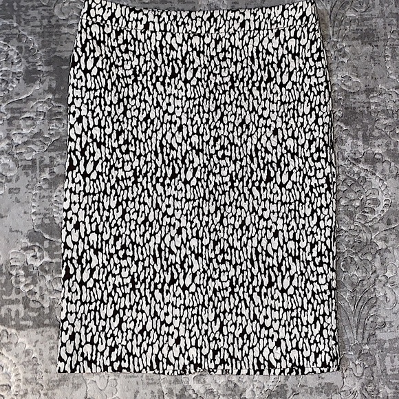 Michael Michael Kors white & brown pencil skirt size medium - Picture 3 of 6